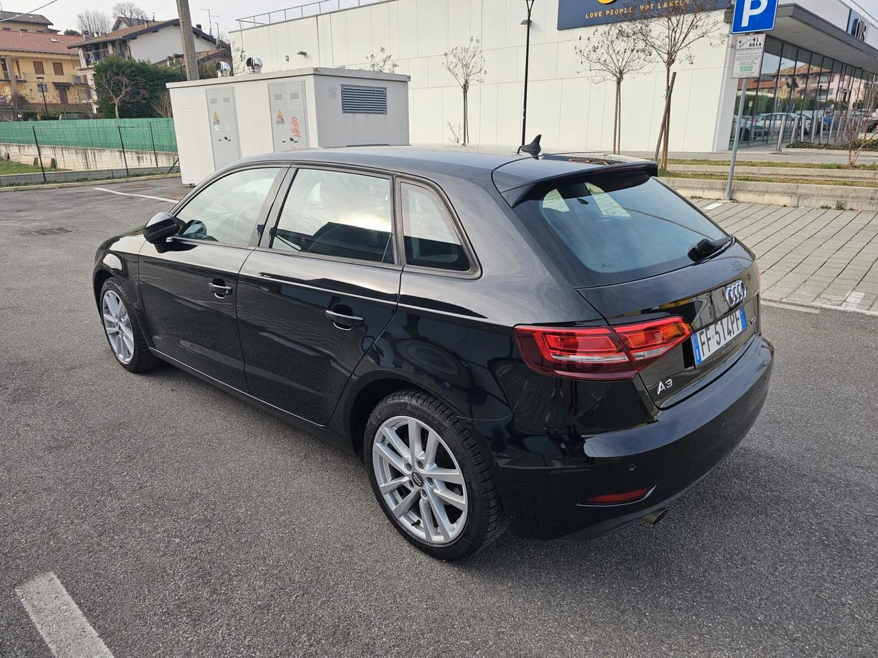 Audi A3 1.6 S tronic Sport