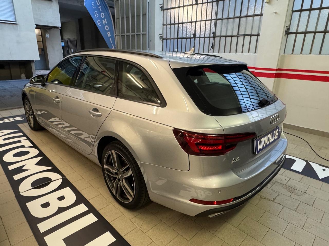 Audi A4 Avant 40 TDI quattro S tronic Business Advanced