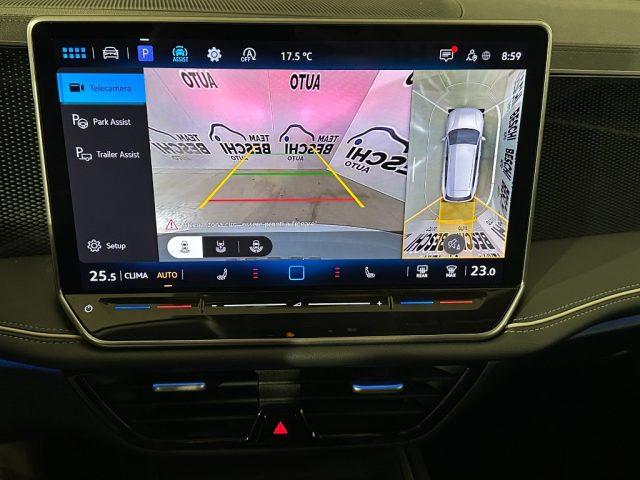 VOLKSWAGEN Passat Variant 1.5 eTSI 150 CV DSG Business