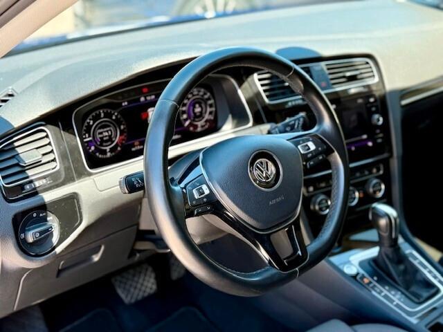 Volkswagen Golf 2.0 TDI DSG 5p. R-Line
