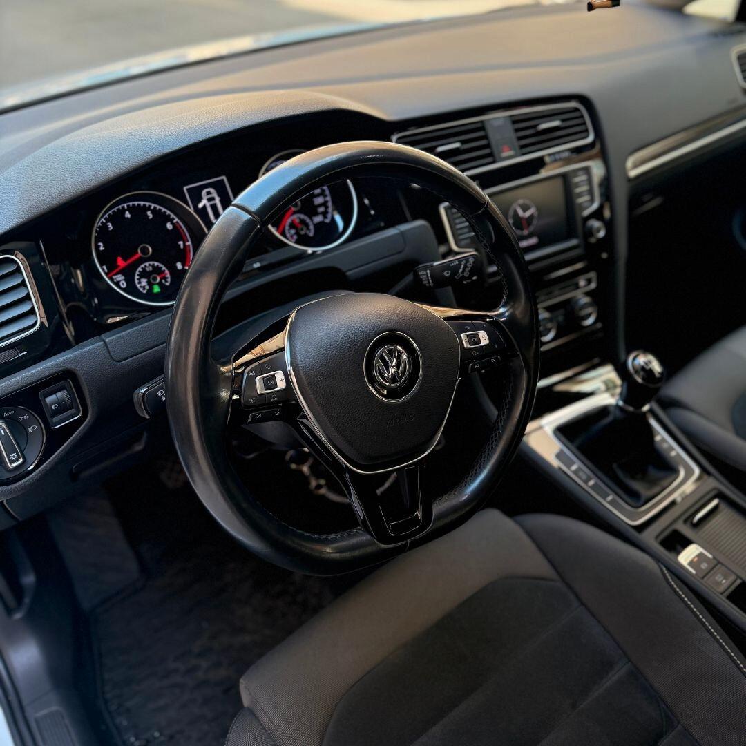 Volkswagen Golf Variant 1.4 TGI Executive BlueMotion