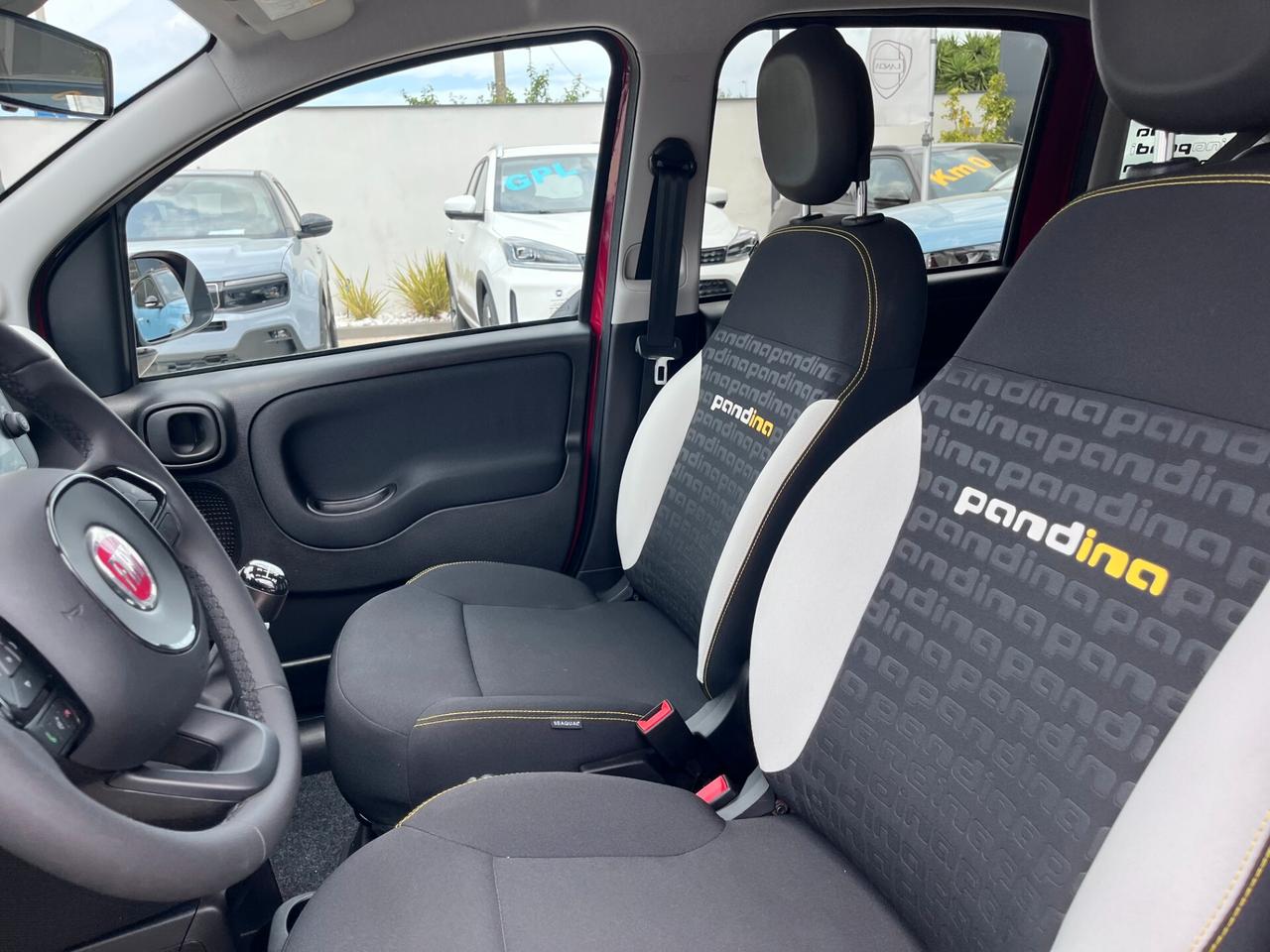 Fiat Panda Cross 1.0 FireFly S&S Hybrid Pandina