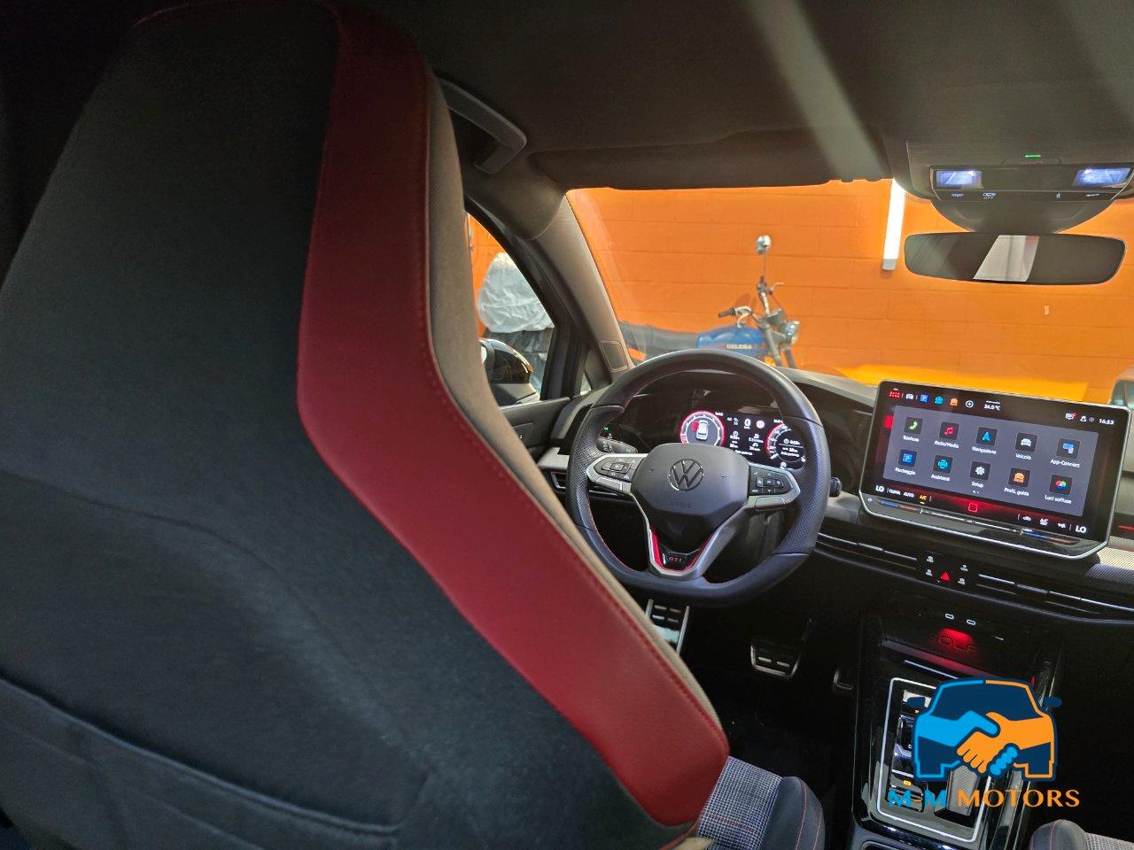 Volkswagen Golf 2.0 tsi GTI 265cv dsg