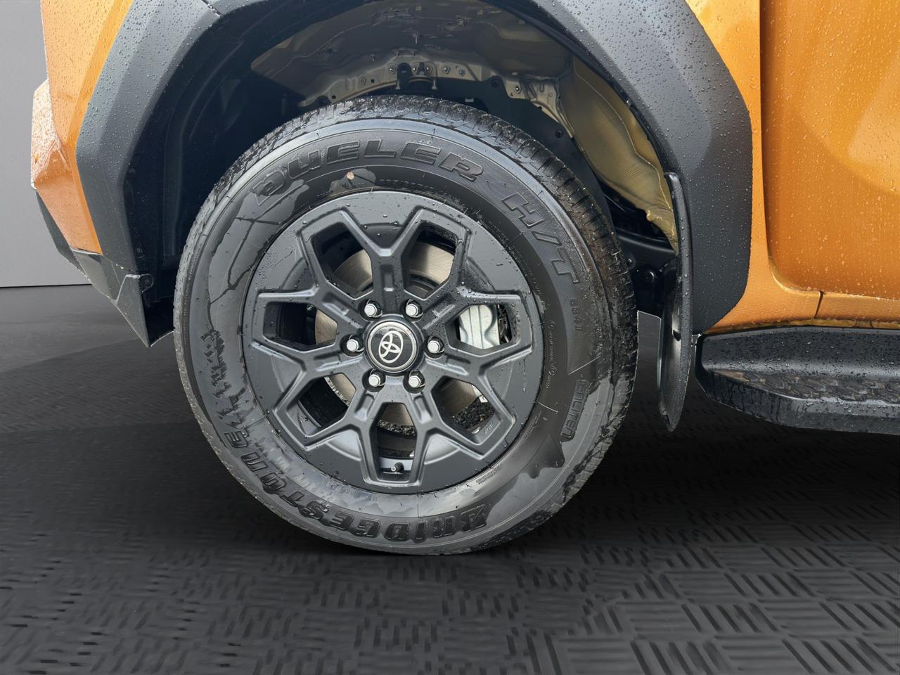 Toyota Hilux 2.8 d-4d 48V double cab Invincible