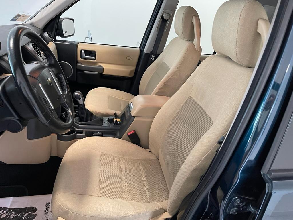 Land Rover Discovery 3 2.7 TDV6 SE 7 POSTI