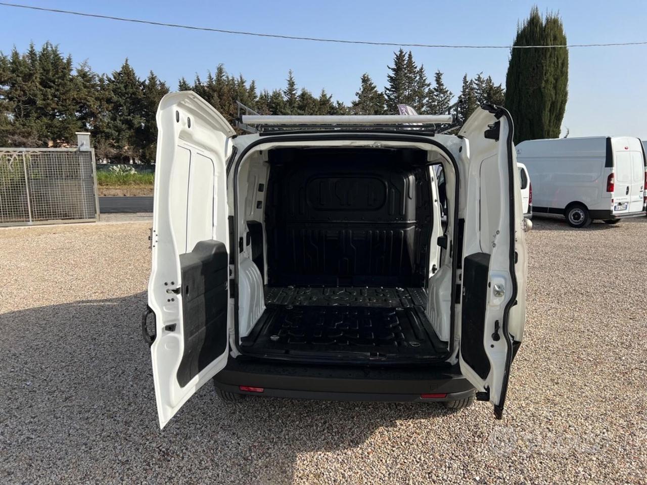 Fiat Doblo 1.6 diesel 105cv 2020 cruiser control