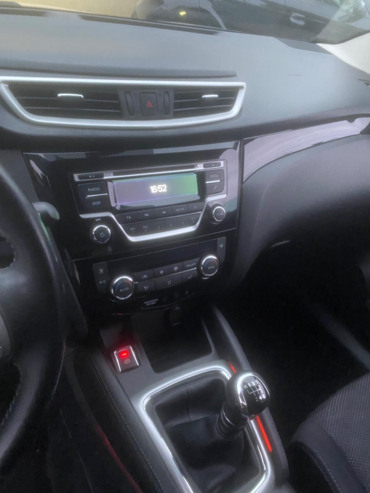 Nissan Qashqai 1.5 dCi Tekna