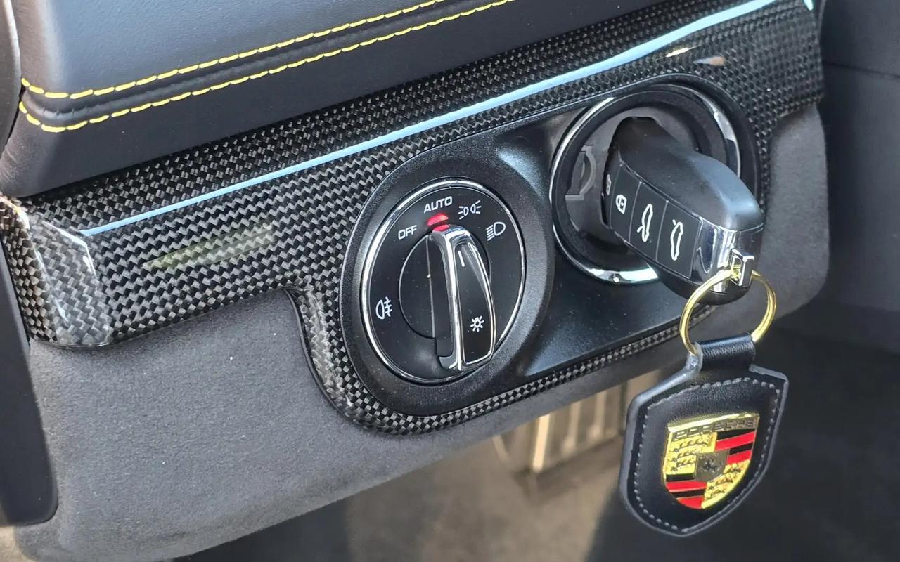 Porsche 718 Spyder GT4 CARBONIO STRAFULL UNIPRÒ