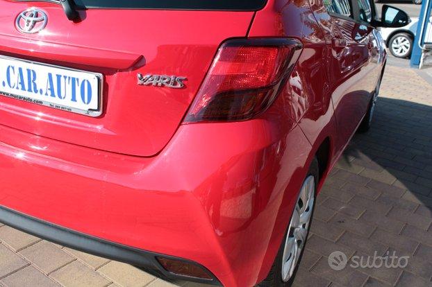 Toyota Yaris 1.0 5p. 69cv x neopatentati active