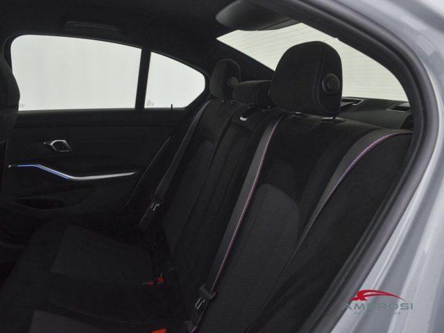 BMW 320 Serie 3 d mhev 48V xdrive MSport Pro auto
