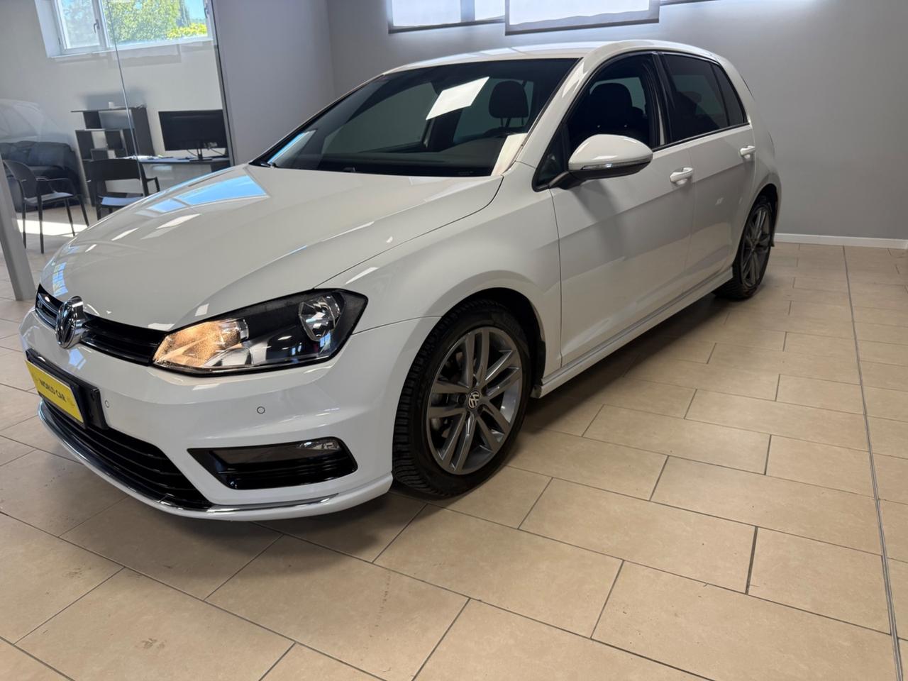 Volkswagen Golf 1.6 TDI 110 CV DSG 5p. Sport Edition R line