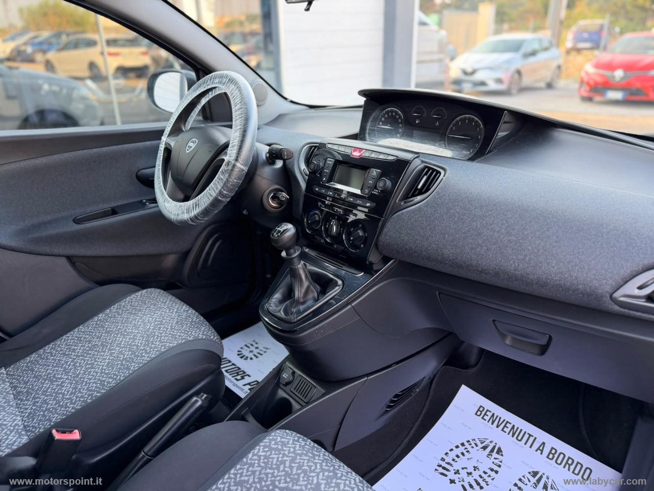 LANCIA Ypsilon 1.2 69 CV 5p. GPL Ecochic Gold