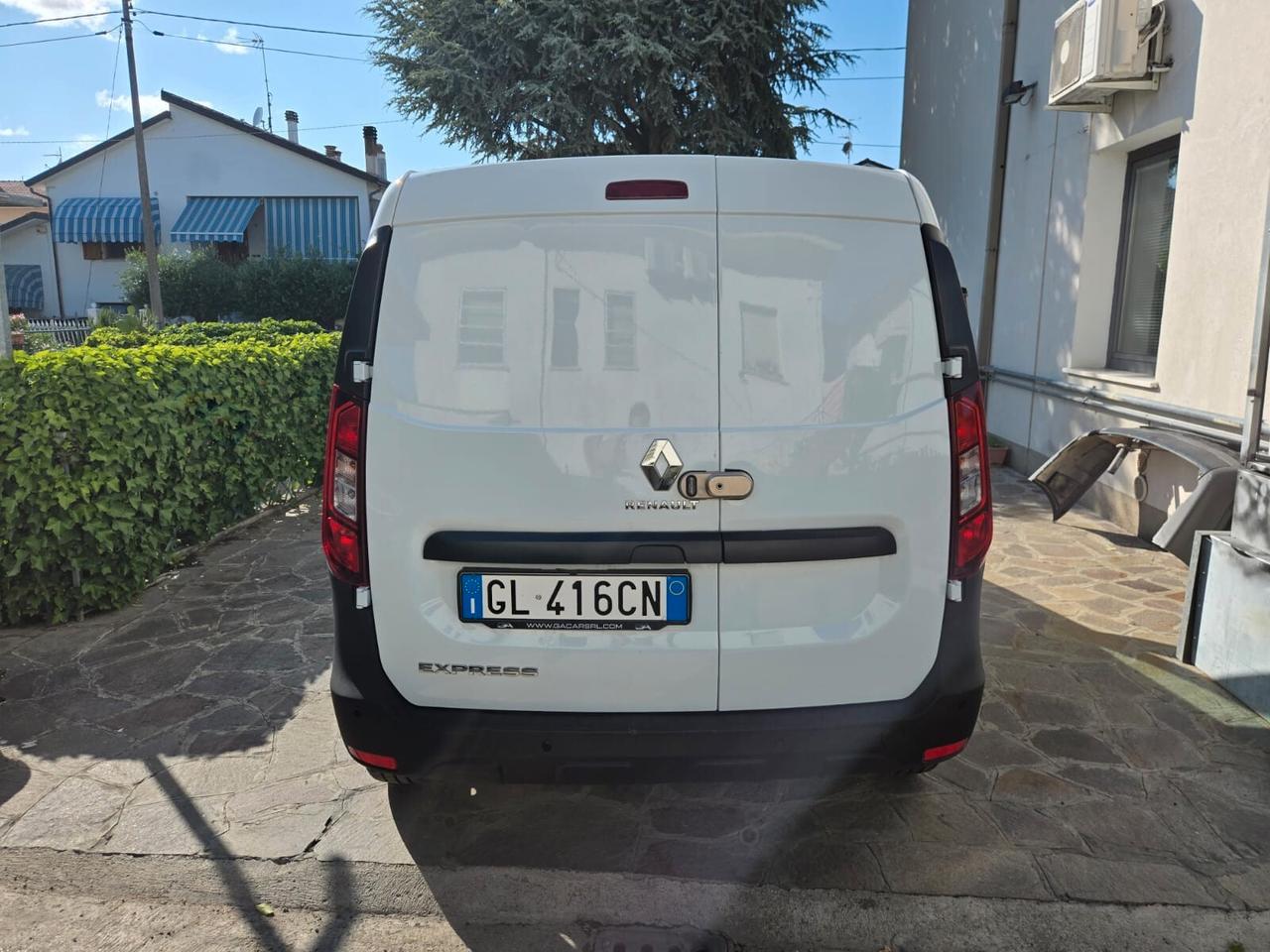 RENAULT EXPRESS BLUE DCI 1.5 75 cv IVA DETRAIBILE -PROMO LUGLIO GA FIN&SAFE-
