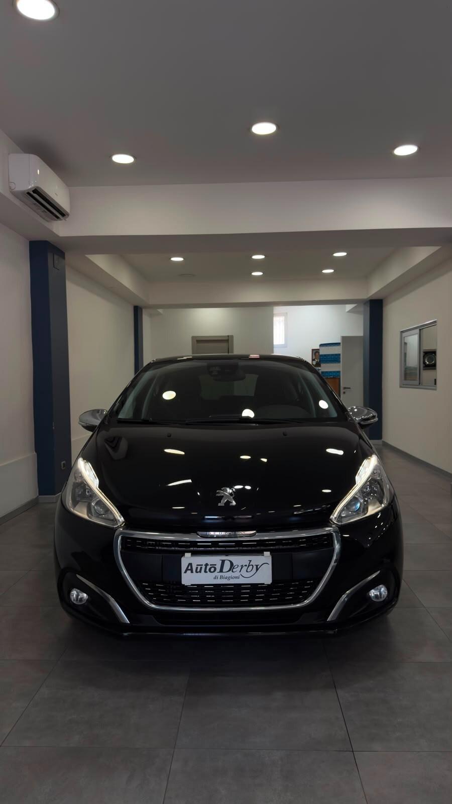 Peugeot 208 1.5 HDI 100 cv Signature