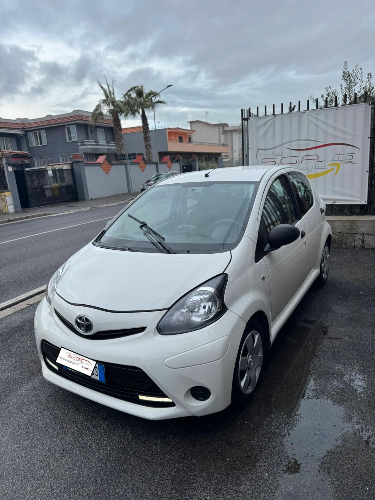 Toyota Aygo 1.0 12V VVT-i 5 porte Lounge Connect