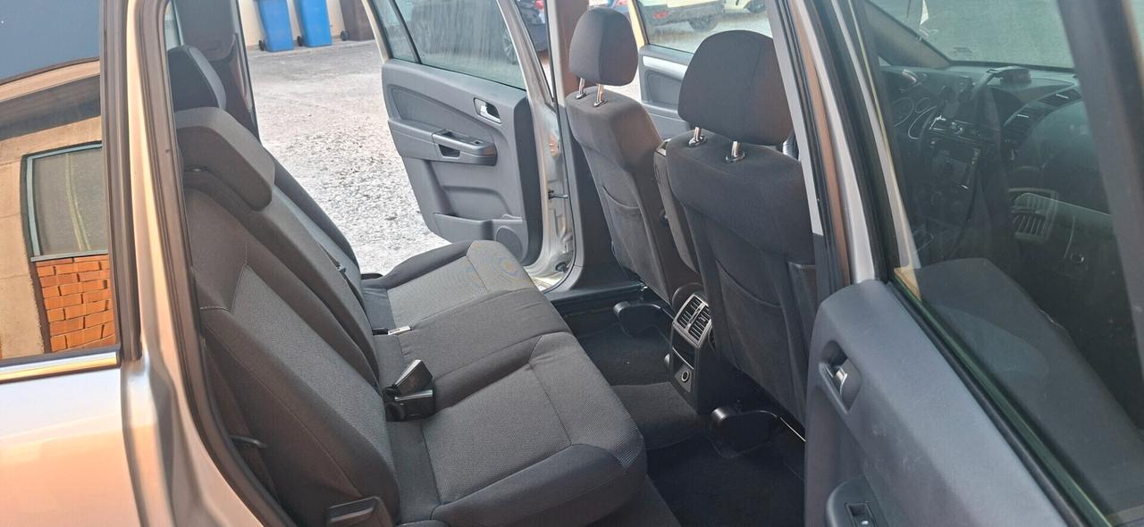 ZAFIRA MONOVOLUME 1.6 METANO 7 POSTI