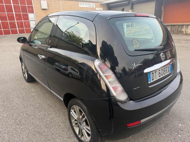 LANCIA Ypsilon 1.2 Versus senza nessun lavoro da fare