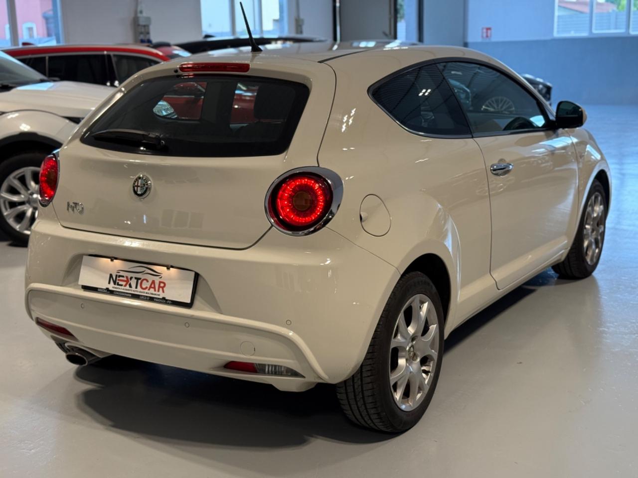 Alfa Romeo MiTo 1.4 78 CV Distinctive Sport Pack