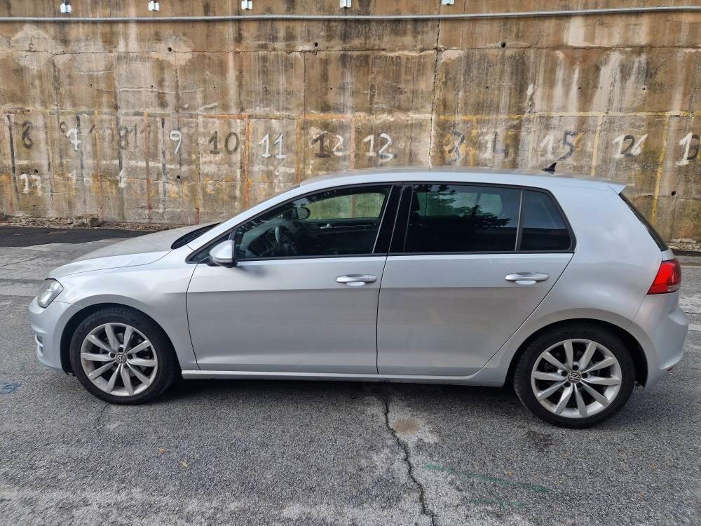 Volkswagen Golf 2.0 TDI DSG 5p. Highline BlueMotion Technology