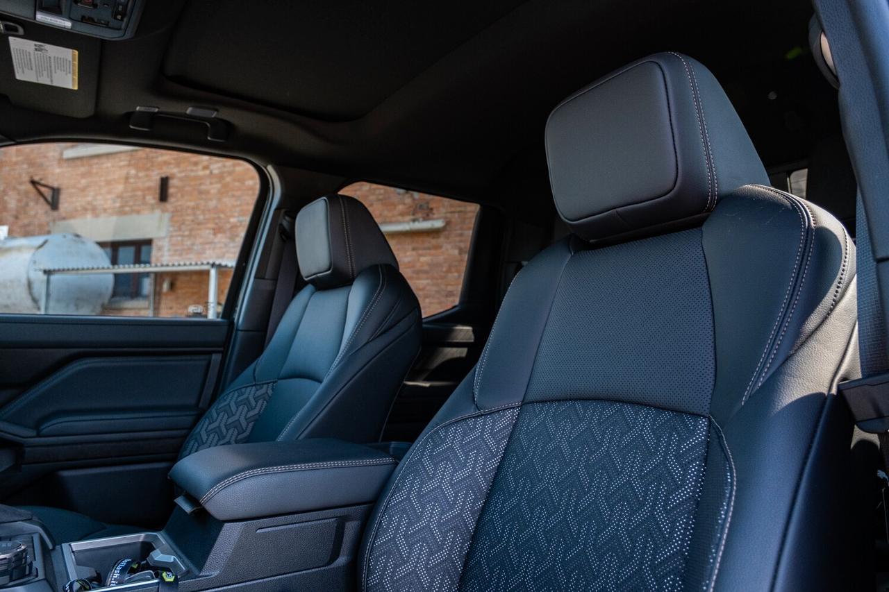 Toyota Tacoma LIMITED 2.4 i-Force HYBRID 4x4 THUNDERSTORM