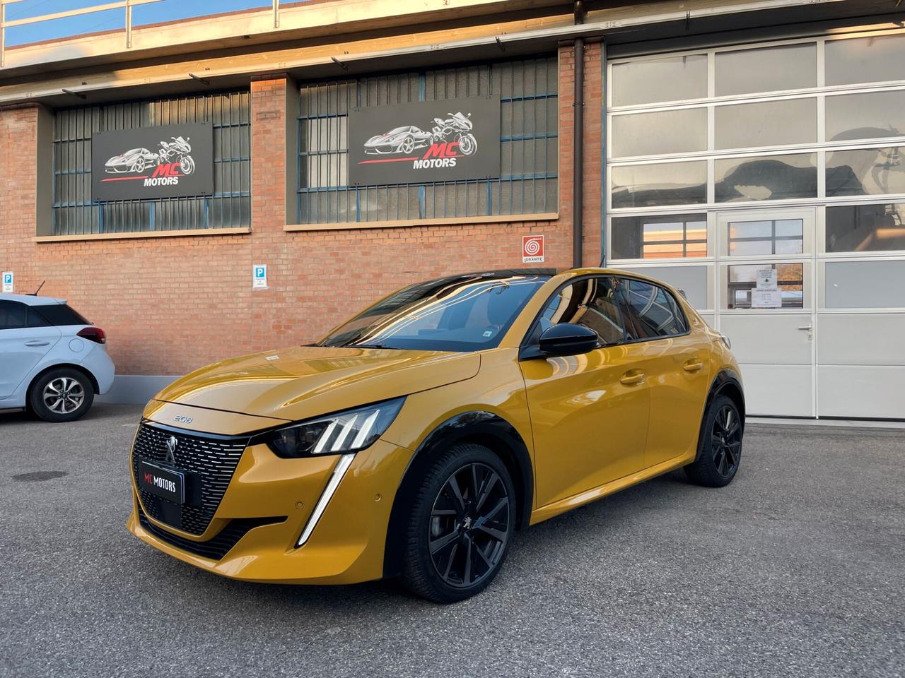 Peugeot 208 130 CV GT AUTOMATICA- FULL SERVICE Peugeot- UNICO PROPRIETARIO