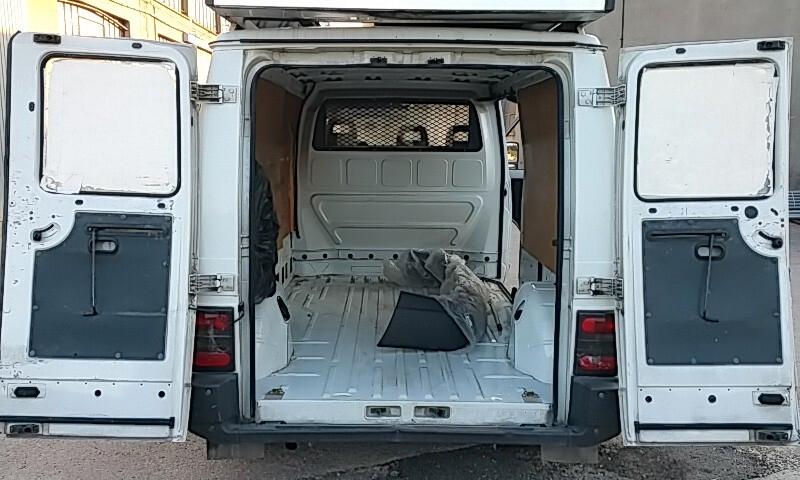 Renault Trafic 2.1 D Tenda 8 x 5 m