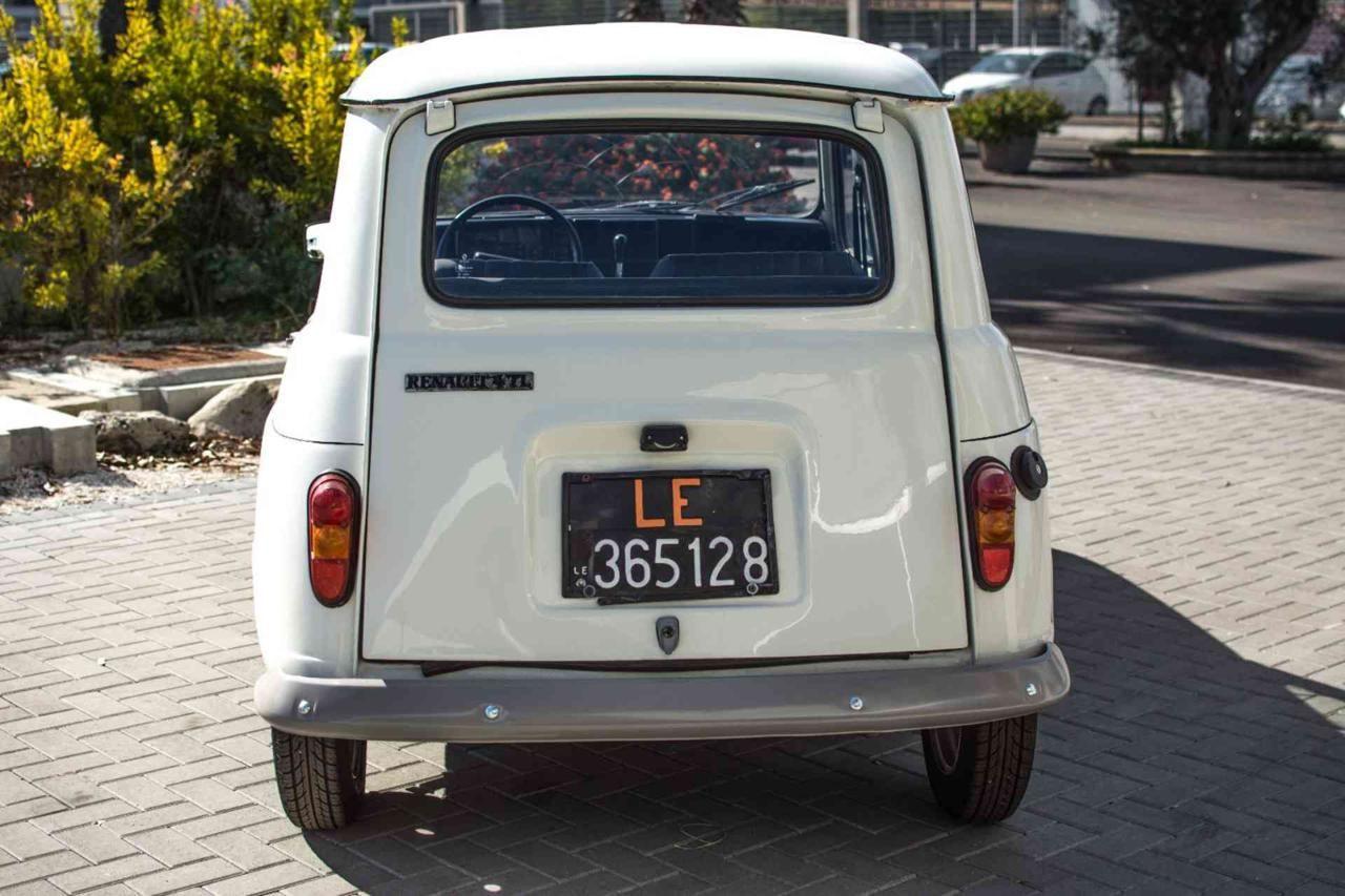 Renault R 4 RENAULT 4