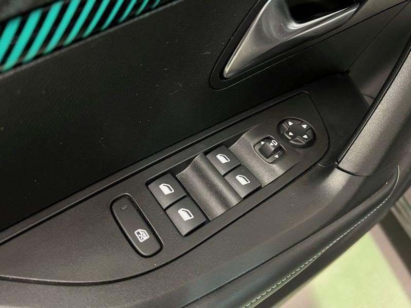 Peugeot 2008 2008 BlueHDi 130 S&S EAT8 Allure Pack