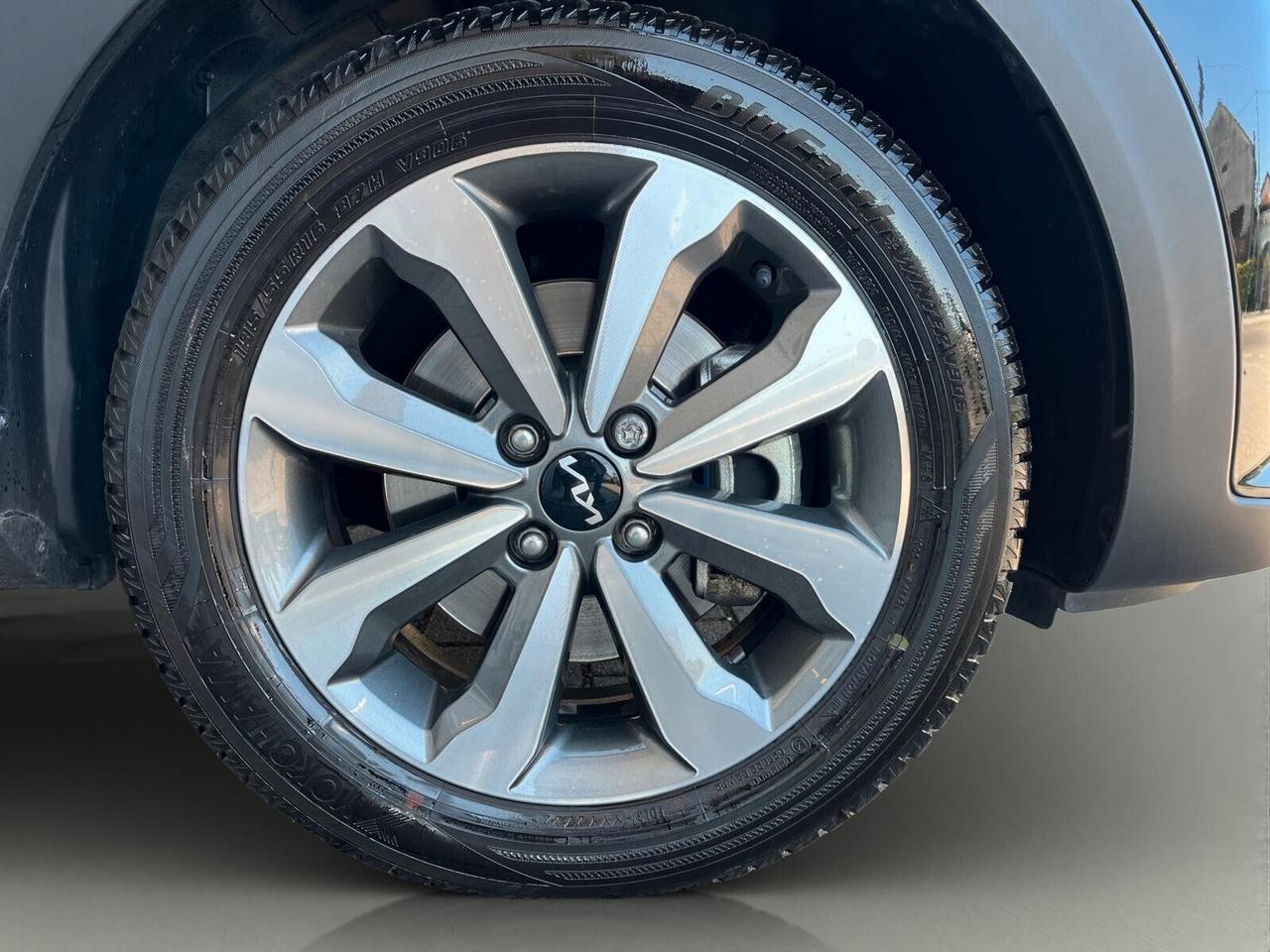 Kia Stonic 1.2 Urban Smart Pack 84 Cv