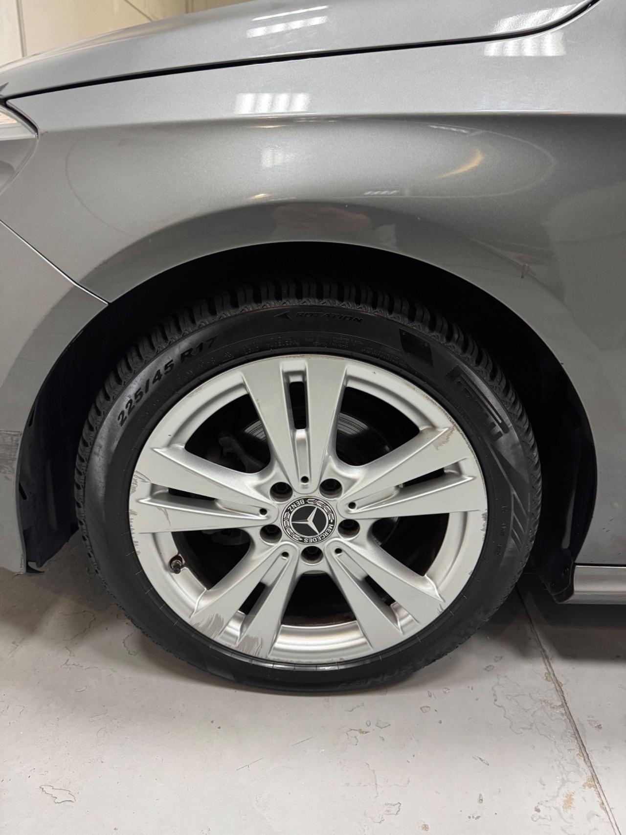 Mercedes-benz A 180 d Automatic Premium