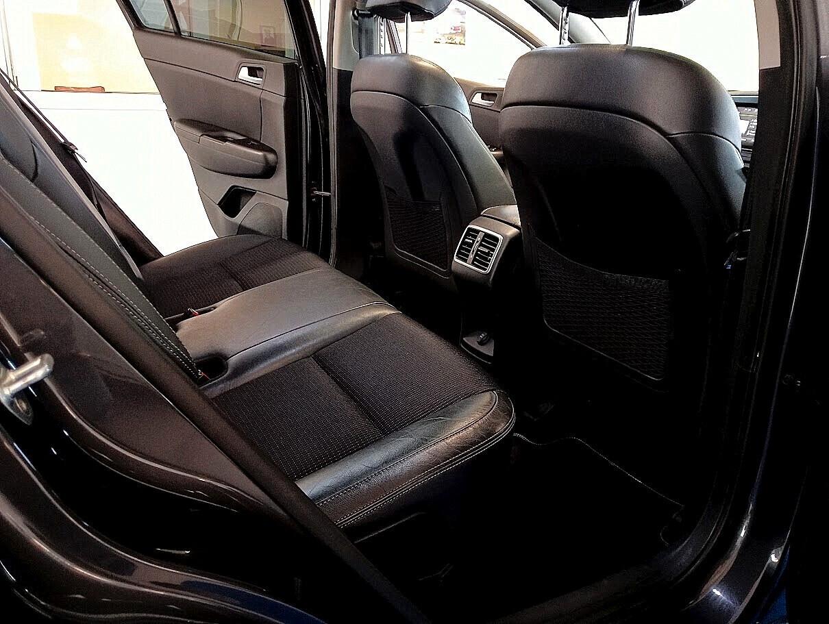 Kia Sportage 1.7 CRDI TETTO GANCIO CAMERA LED 19" BELLISSIMA