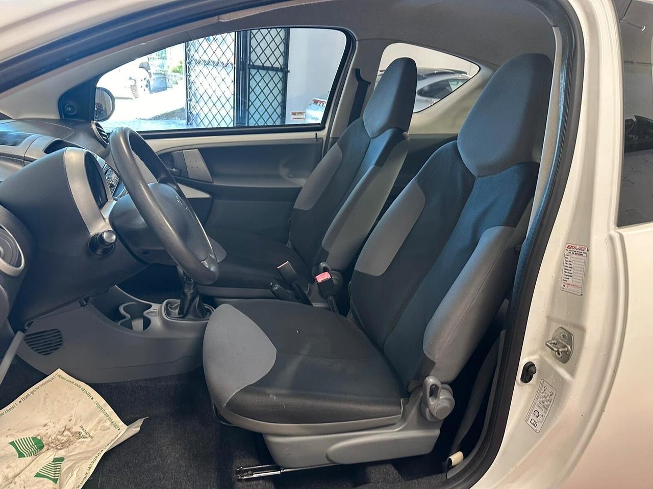 Peugeot 107 1.0 68CV 3p. Sweet Years