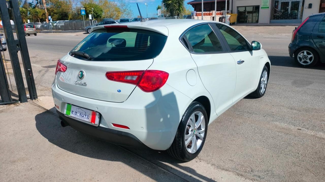 Alfa Romeo Giulietta 1.6 JTDm-2 105 CV Exclusive