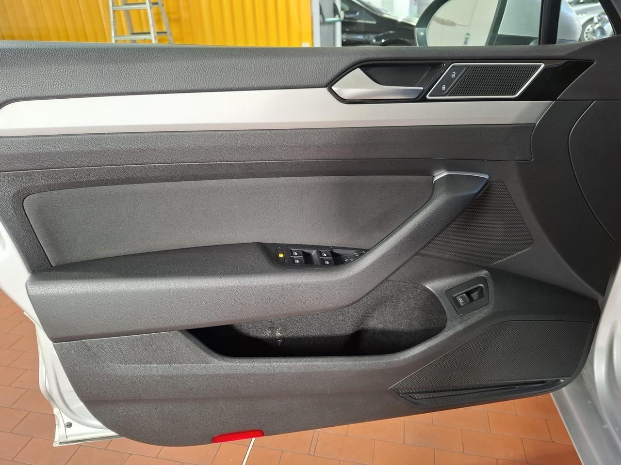 Volkswagen Passat Variant 2.0 TDI DSG Executive BlueMotion Tech.