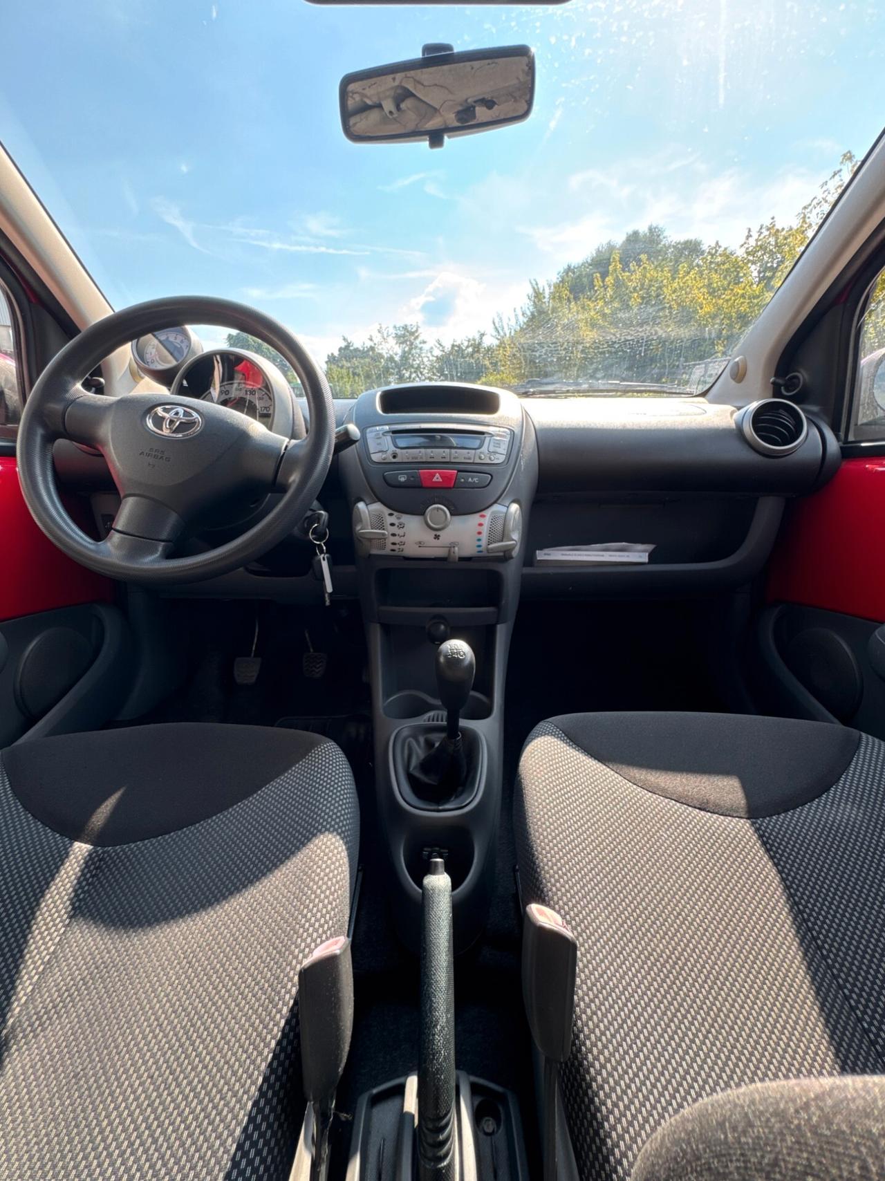 Toyota Aygo 1.0 50kW Benz 5porte *85.000 km*