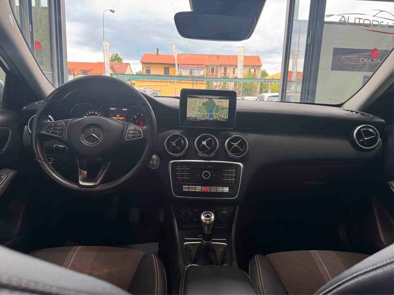 Mercedes-Benz A 180 d Premium Anno 2018