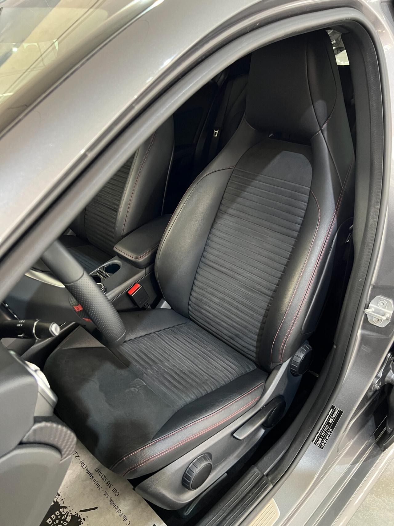 Mercedes-benz A 200 1.8 136 CV - AMG - 2013