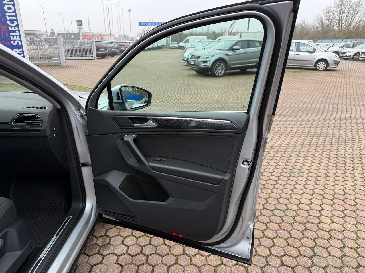 Volkswagen Tiguan 2.0 TDI 200 CV SCR DSG 4MOTION Elegance