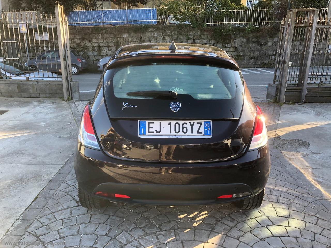 LANCIA Ypsilon 1.2 69 CV Platino
