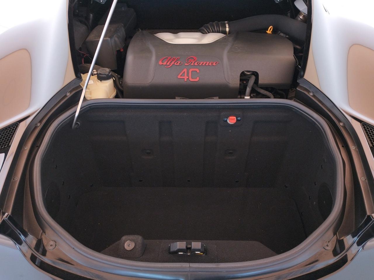 Alfa Romeo 4C 1750 TBi Coupe