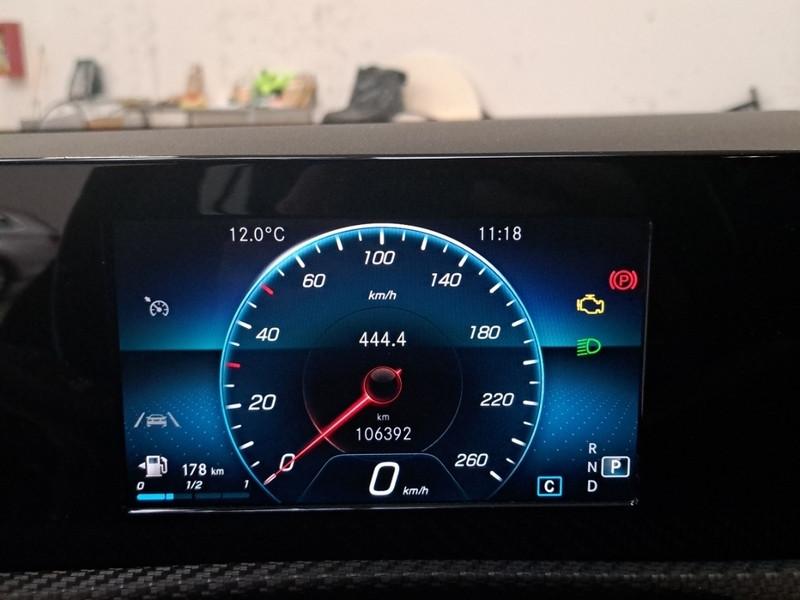 MERCEDES-BENZ CLA 180 D AUTOMATIC BUSINESS 4 PORTE COUPE