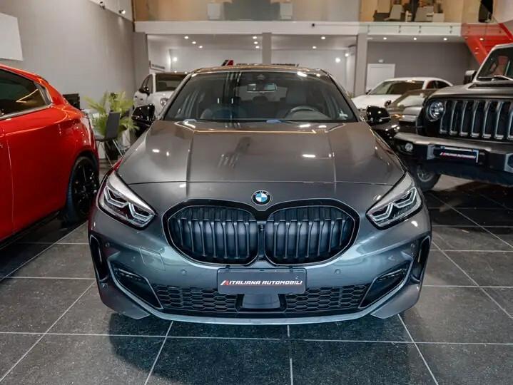 Bmw 118 118d 5p. Msport