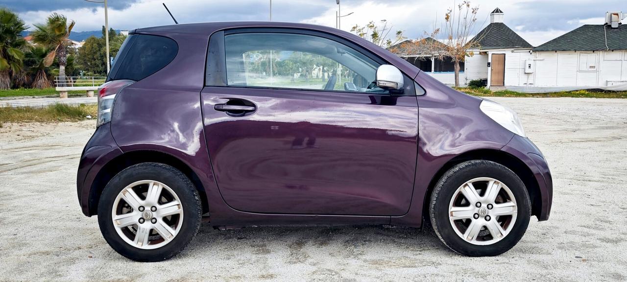 Toyota iQ 1.0 Multidrive Versione Lancio