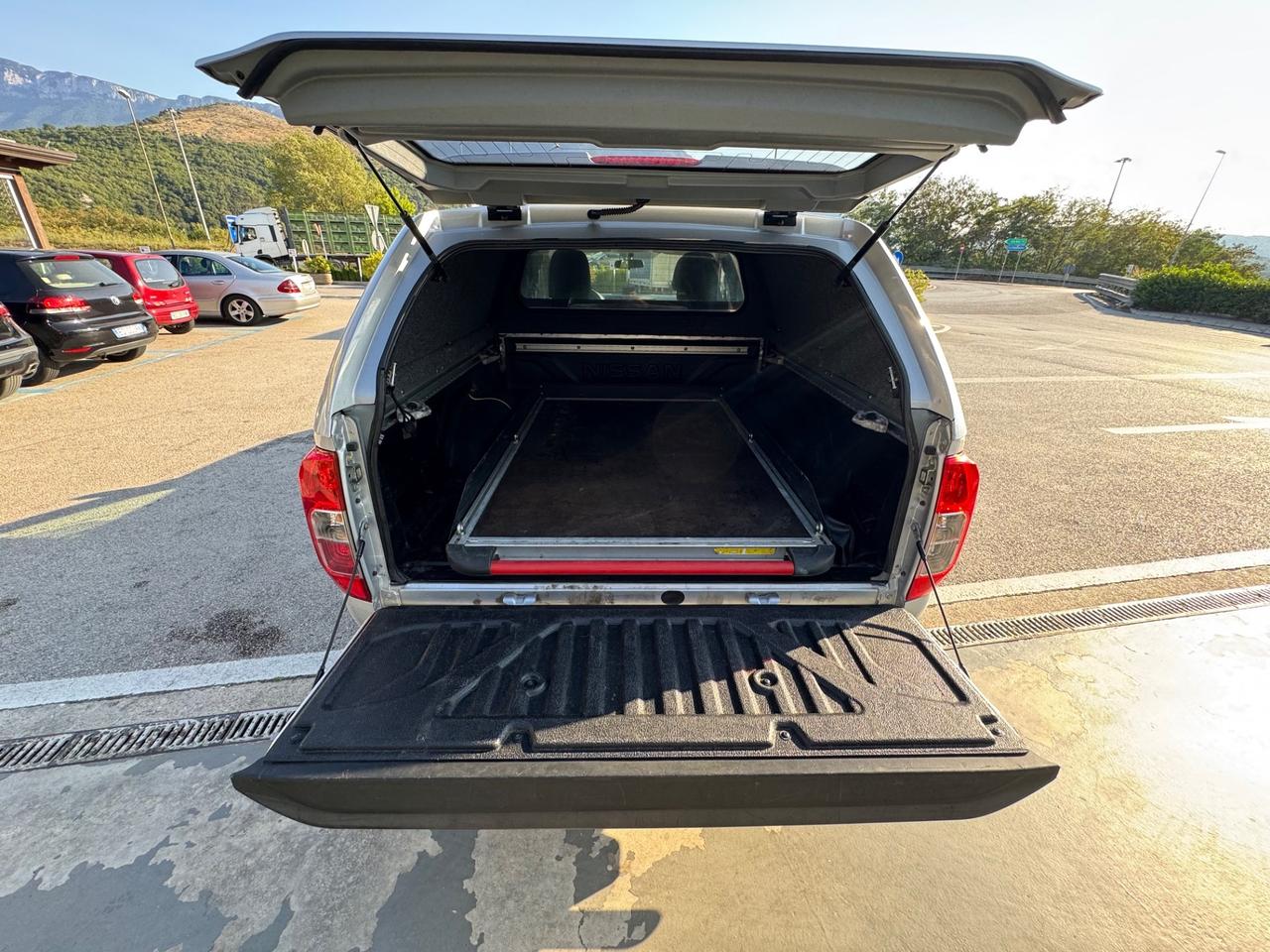 Nissan Navara 2.3 dCi 4WD King Cab, Pedana Scorrevole, hardtop