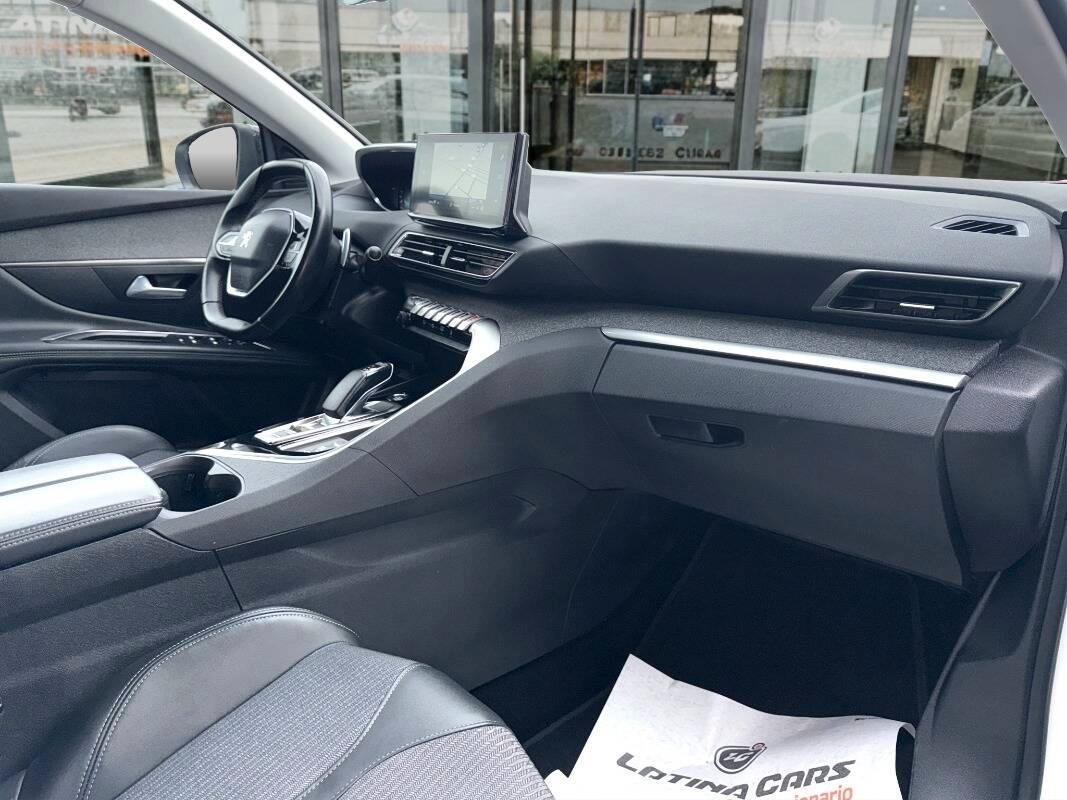 Peugeot 3008 II 1.6 hybrid phev Allure Pack 225cv e-eat8