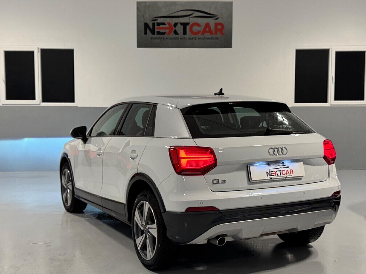 Audi Q2 TDI S tronic NAVI !