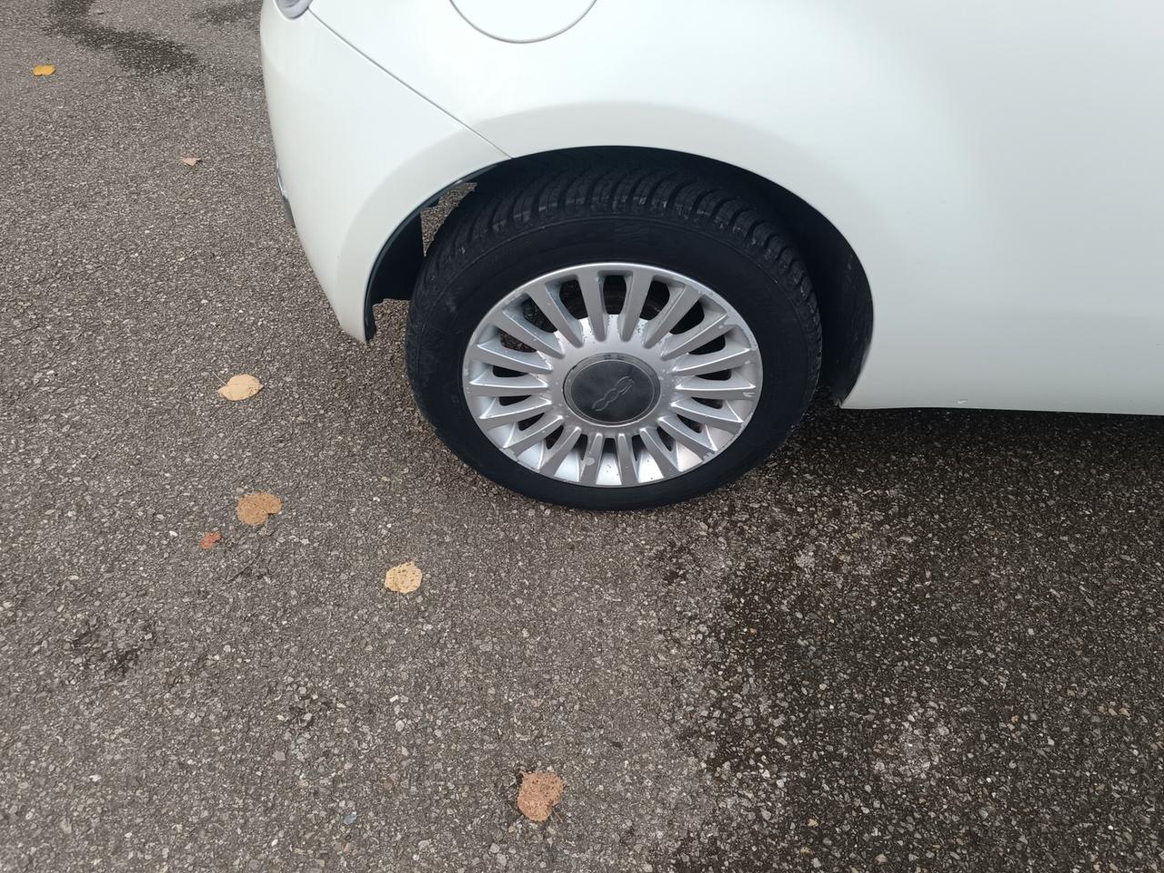 Fiat 500 1.2 Lounge SOLAMENTE 52.000 km