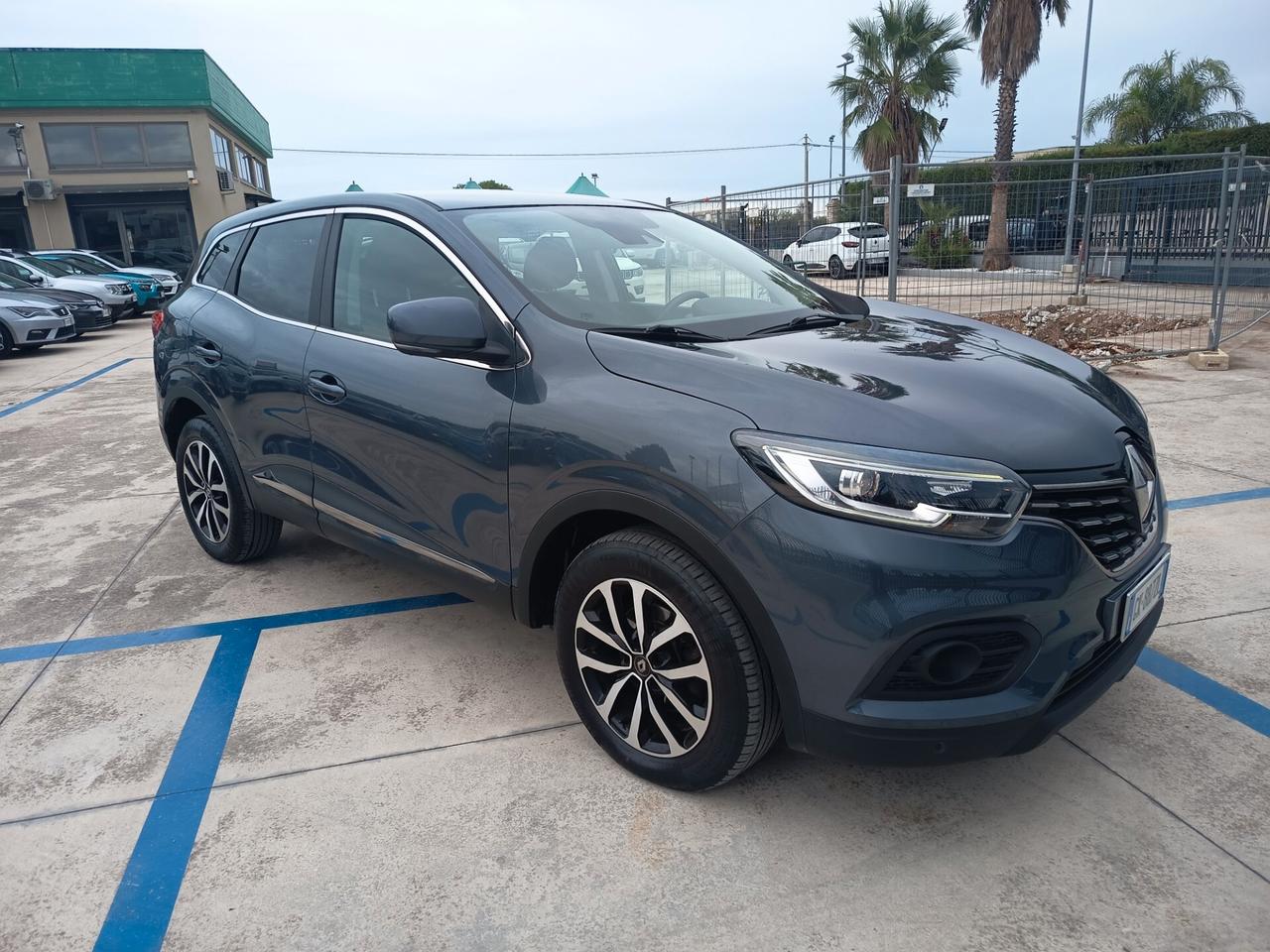 Renault Kadjar Blue dCi 8V 115CV EDC Autocarro 5 posti