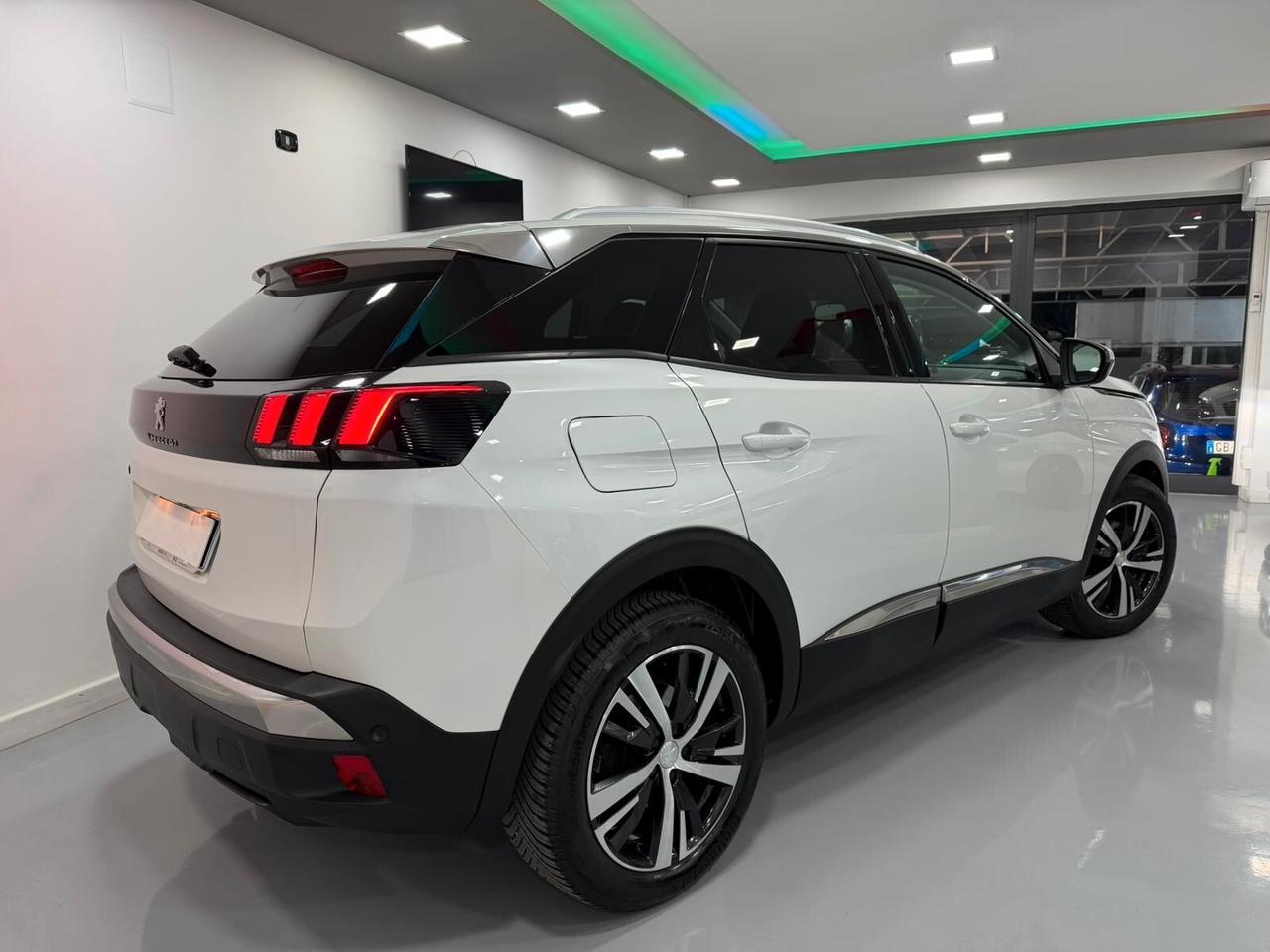 Peugeot 3008 BlueHDi 130 S&S EAT8 Allure