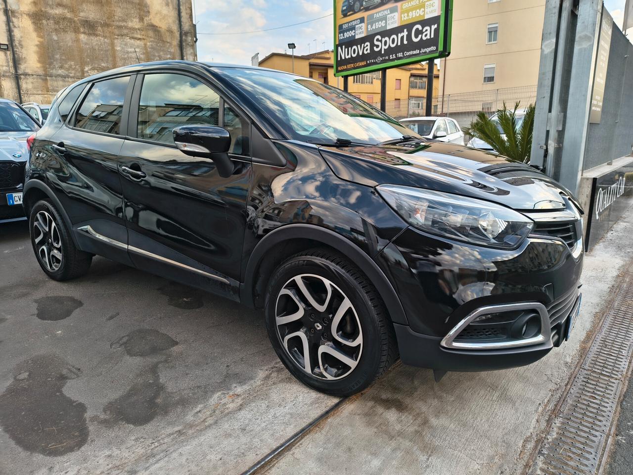 RENAULT CAPTUR BENZINA UNICOPROPRIETARIO ANNO 2014
